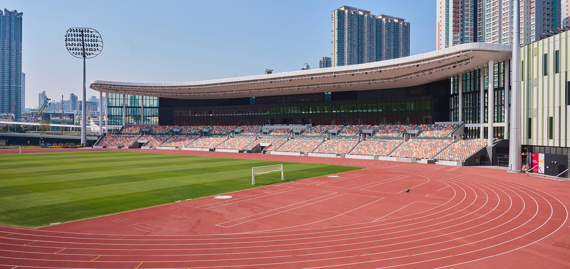 都灵主帅：我很尊重斯帕莱蒂，我们必须带着创造历史的信念比赛